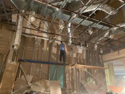 BURGER KING: TRABAJOS DE ARPECONST - 